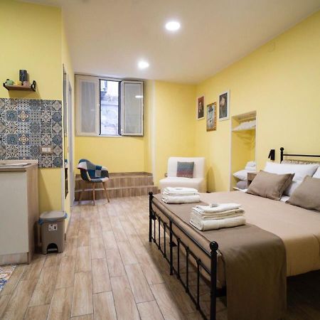 Casa De Curtis Apartment Napoli Bagian luar foto