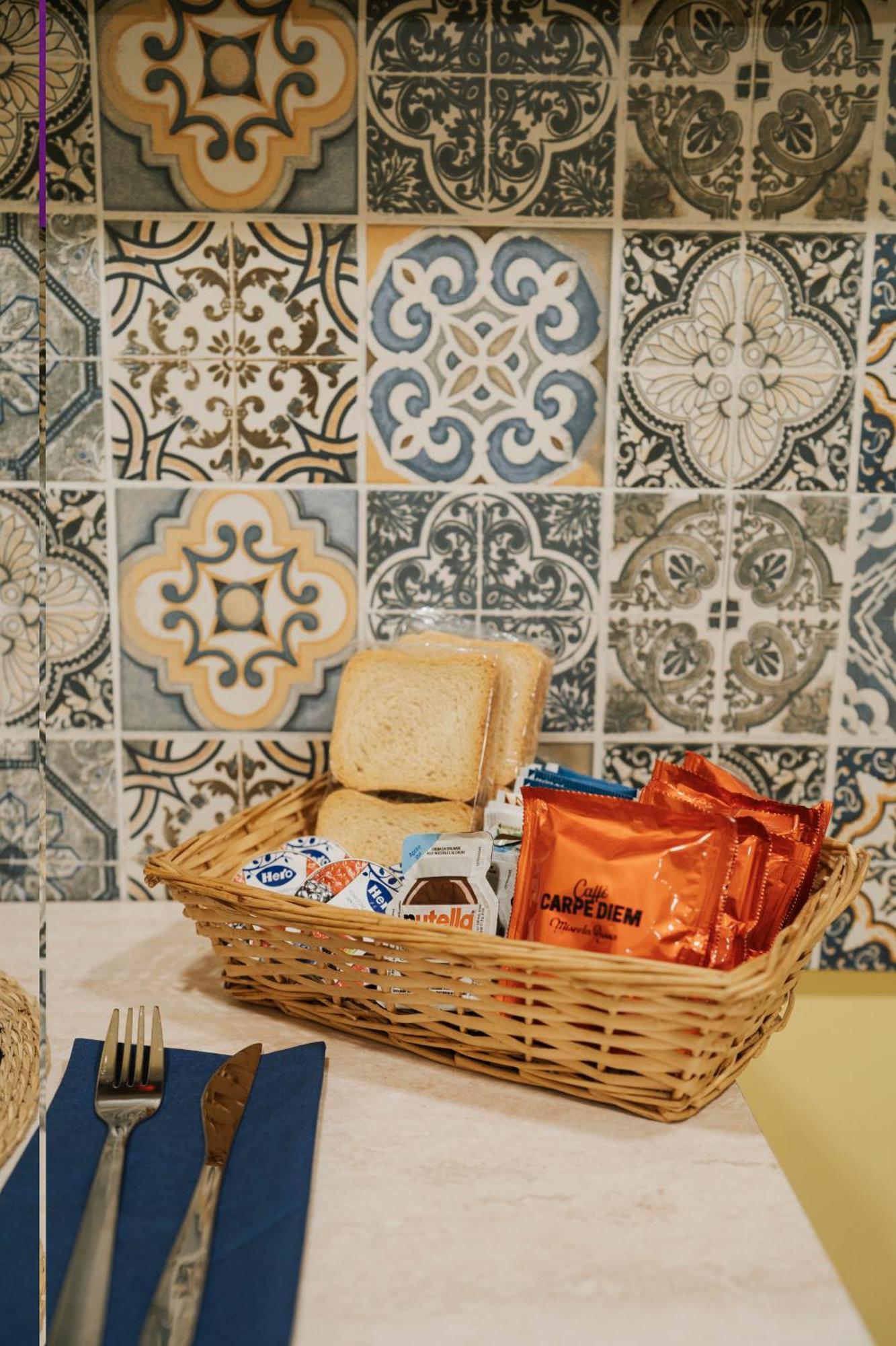 Casa De Curtis Apartment Napoli Bagian luar foto