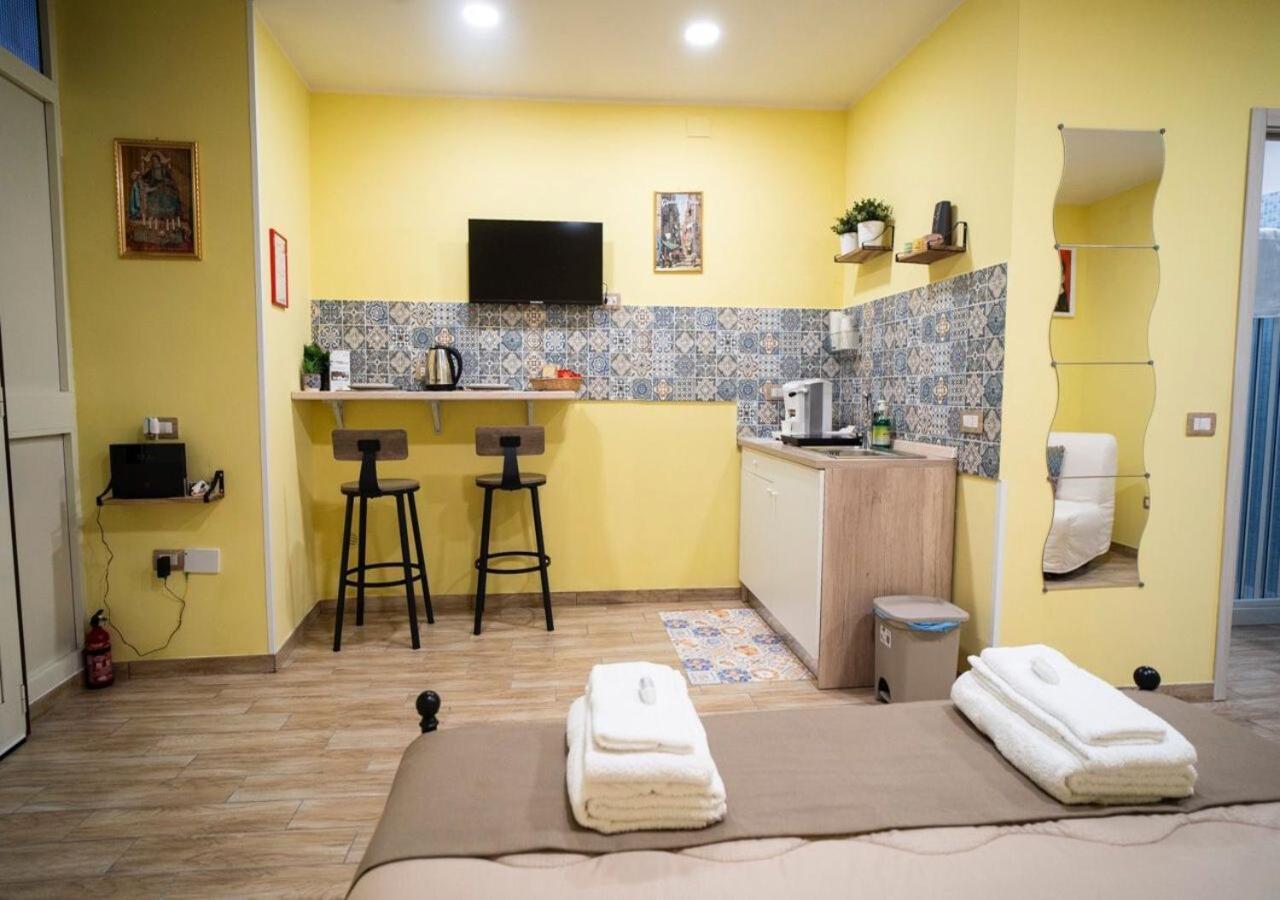 Casa De Curtis Apartment Napoli Bagian luar foto