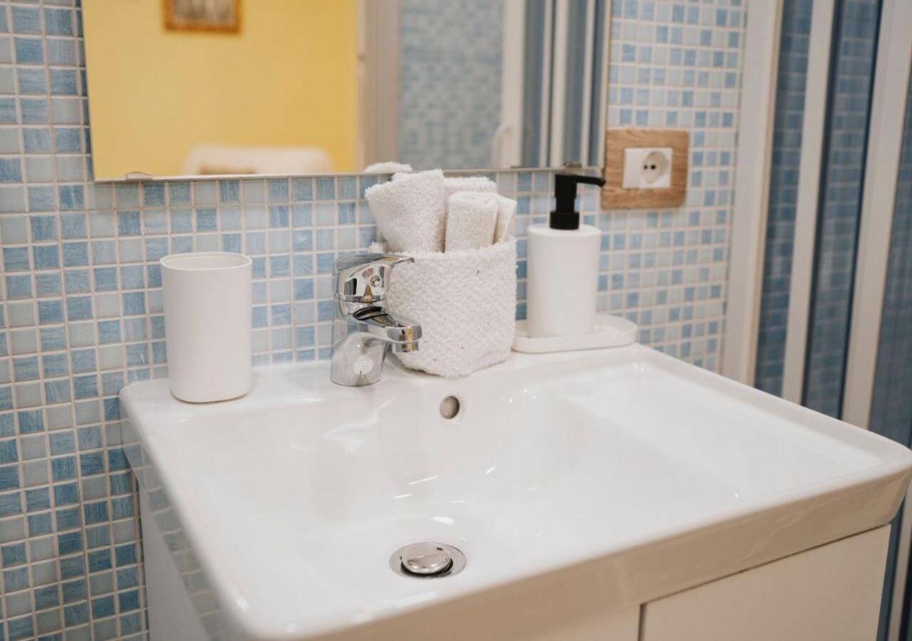 Casa De Curtis Apartment Napoli Bagian luar foto